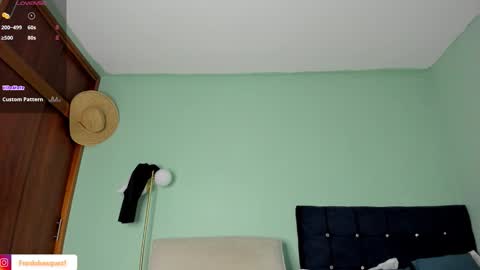 Snapshot of neganhot_ chatting on 10/26/25, 10:36 NEGAN online show from 10/26/25, 10:36