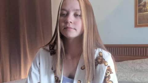 Lana online show from 02/17/25, 01:04