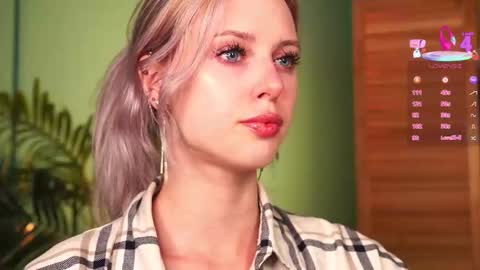 I am Nelly3 online show from 09/10/25, 06:08