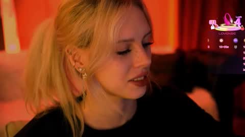 I am Nelly3 online show from 09/18/25, 11:07