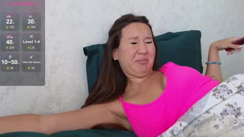 Snapshot of nellyfischer chatting on 12/07/24, 08:44 Nelly online show from 12/07/24, 08:44