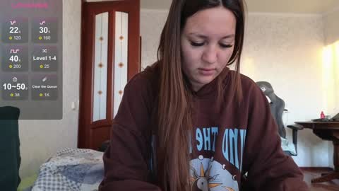 Snapshot of nellyfischer chatting on 12/07/24, 12:02 Nelly online show from 12/07/24, 12:02