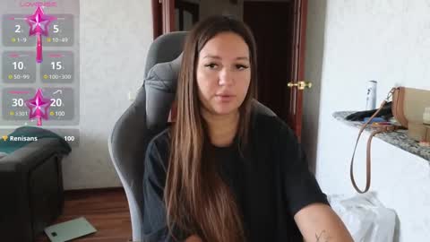 Snapshot of nellyfischer chatting on 12/09/24, 07:17 Nelly online show from 12/09/24, 07:17