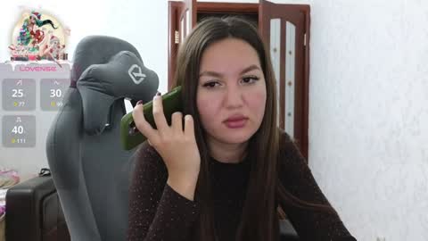 Snapshot of nellyfischer chatting on 12/24/24, 08:38 Nelly online show from 12/24/24, 08:38