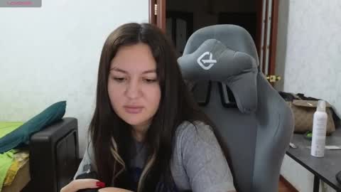 Snapshot of nellyfischer chatting on 03/09/25, 08:21 Nelly online show from 03/09/25, 08:21