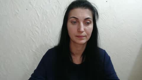 Nensy online show from 12/17/24, 03:06