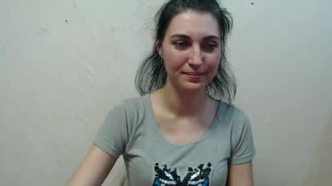 Nensy online show from 03/04/25, 05:45