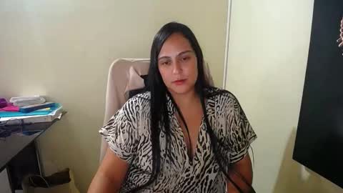Snapshot of neny445 chatting on 12/10/24, 08:16 kelly lopez online show from 12/10/24, 08:16