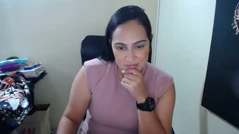 Snapshot of neny445 chatting on 02/01/25, 01:51 kelly lopez online show from 02/01/25, 01:51