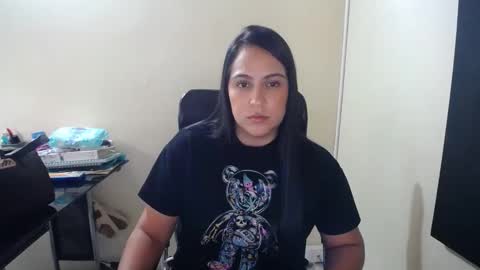 Snapshot of neny445 chatting on 02/18/25, 01:33 kelly lopez online show from 02/18/25, 01:33
