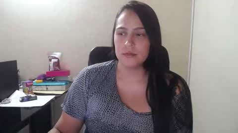 Snapshot of neny445 chatting on 09/10/25, 08:42 kelly lopez online show from 09/10/25, 08:42