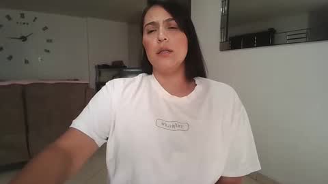 Snapshot of neny445 chatting on 09/30/25, 06:46 kelly lopez online show from 09/30/25, 06:46