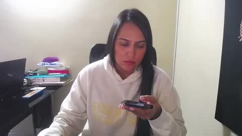 kelly lopez online show from 10/13/25, 12:16