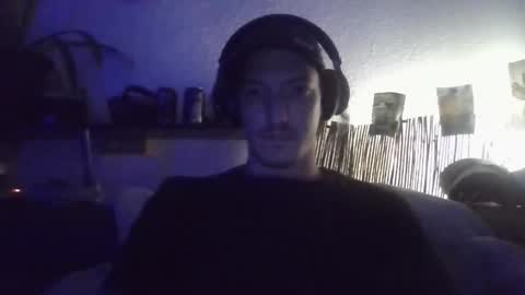 Snapshot of neoblack90 chatting on 11/23/25, 04:34 neoblack90 online show from 11/23/25, 04:34