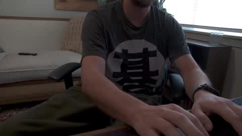 Snapshot of neox400 chatting on 11/15/25, 07:43 neox400 online show from 11/15/25, 07:43