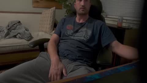 Snapshot of neox400 chatting on 11/19/25, 09:20 neox400 online show from 11/19/25, 09:20