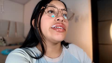 Snapshot of nerak_a chatting on 01/20/25, 08:40 Helena Every Friday new video for my fan club loves online show from 01/20/25, 08:40