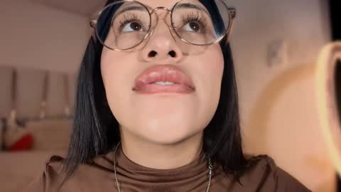 Snapshot of nerak_a chatting on 01/21/25, 08:00 Helena Every Friday new video for my fan club loves online show from 01/21/25, 08:00