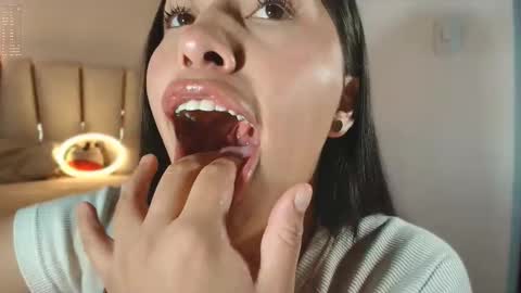 Snapshot of nerak_a chatting on 02/05/25, 02:51 Helena Every Friday new video for my fan club loves online show from 02/05/25, 02:51