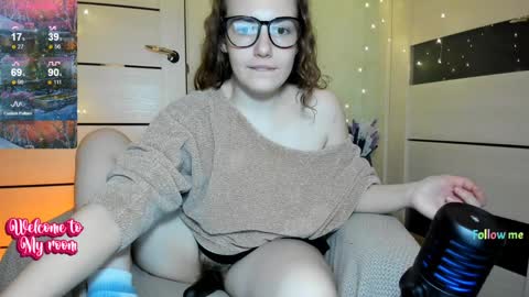 Snapshot of nerdy_goddess chatting on 12/20/24, 11:58 Aida online show from 12/20/24, 11:58