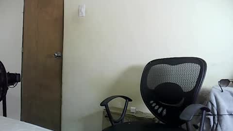 Snapshot of nerek_master chatting on 03/08/25, 08:44 nerek master online show from 03/08/25, 08:44