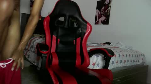 Snapshot of nerek_master chatting on 10/28/25, 07:56 nerek master online show from 10/28/25, 07:56