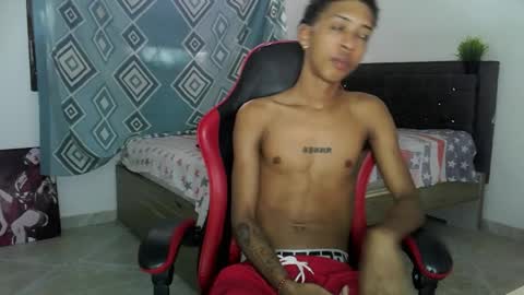 Snapshot of nerek_master chatting on 11/18/25, 06:45 nerek master online show from 11/18/25, 06:45