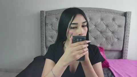 nesuko_kamado online show from 02/16/25, 03:16