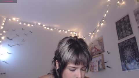 Mar online show from 11/11/25, 09:09