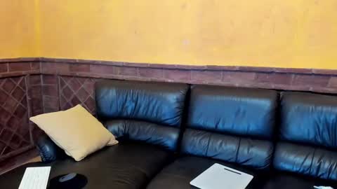 Snapshot of new_matilda chatting on 03/08/25, 01:14 Matilda online show from 03/08/25, 01:14