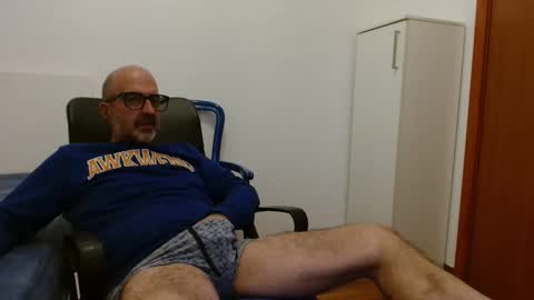 simi online show from 10/09/25, 06:06