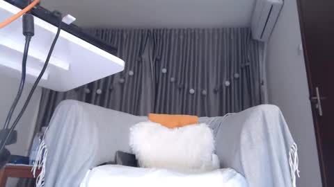 Im Ana ntmu...Please dontt forget to give thump up and follow me kiss online show from 11/12/25, 08:41