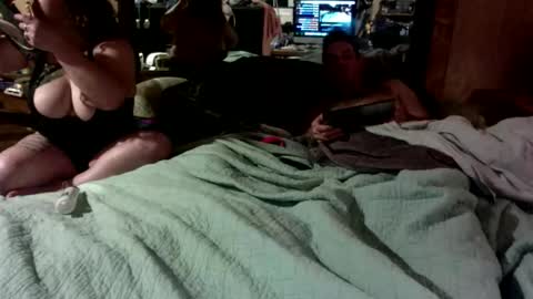 Snapshot of newby101 chatting on 10/15/25, 10:59 Meow Meow online show from 10/15/25, 10:59