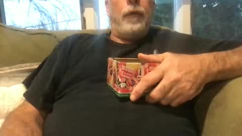 Snapshot of newtman68 chatting on 12/27/24, 09:32 newtman68 online show from 12/27/24, 09:32