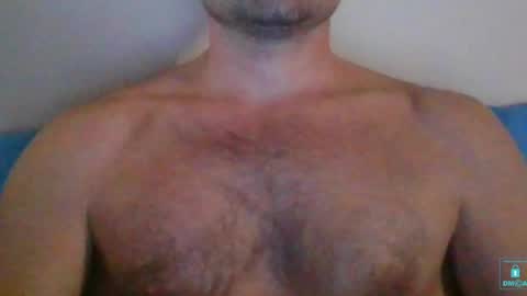 Snapshot of newtyguy90 chatting on 01/11/25, 08:54 newtyguy90 online show from 01/11/25, 08:54