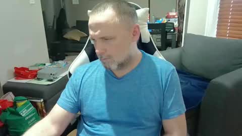 Snapshot of newvvorld chatting on 02/09/25, 08:24 NewWorld online show from 02/09/25, 08:24