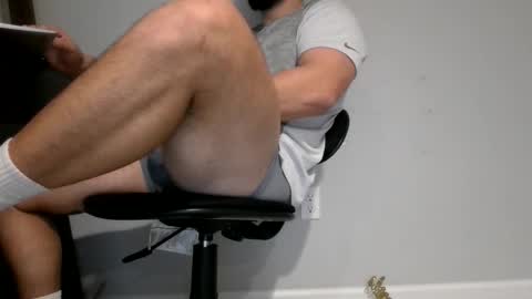 Your next door neighbor online show from 12/02/25, 08:48