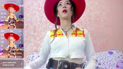 NEZUKO MITSURI online show from 10/28/25, 04:20