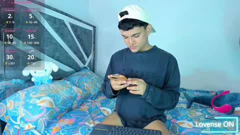 Snapshot of niall_falcon chatting on 09/25/25, 02:21 Niall online show from 09/25/25, 02:21