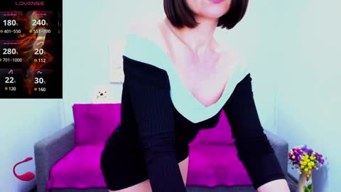 niasmithh online show from 12/13/24, 04:16