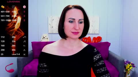 niasmithh online show from 02/20/25, 02:46