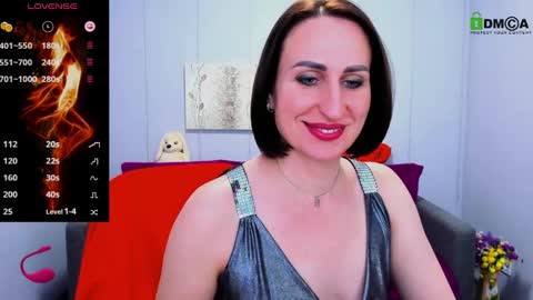 niasmithh online show from 02/22/25, 05:13