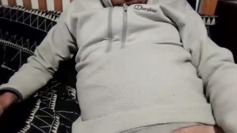 nic2nite online show from 11/24/25, 02:11