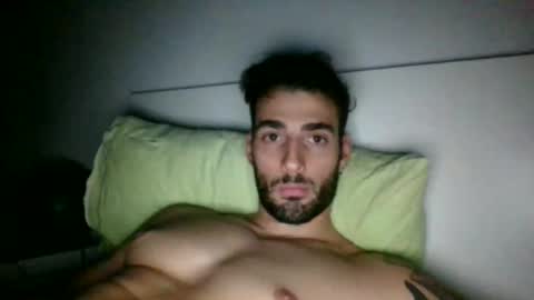 Snapshot of nicegguy9826 chatting on 11/03/25, 05:52 nicegguy9826 online show from 11/03/25, 05:52