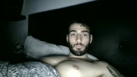 Snapshot of nicegguy9826 chatting on 11/17/25, 09:48 nicegguy9826 online show from 11/17/25, 09:48