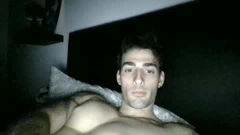 Snapshot of nicegguy9826 chatting on 11/26/25, 08:04 nicegguy9826 online show from 11/26/25, 08:04