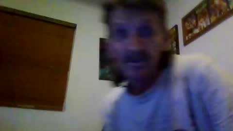 Snapshot of niceozziecockxxx chatting on 12/28/24, 08:15 Sexiishaine online show from 12/28/24, 08:15