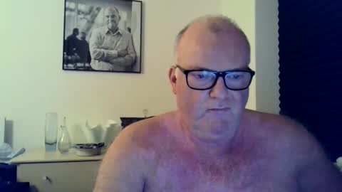 Snapshot of nicexxdane chatting on 01/01/25, 08:37 nicexxdane online show from 01/01/25, 08:37