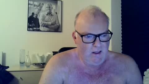 Snapshot of nicexxdane chatting on 01/12/25, 04:42 nicexxdane online show from 01/12/25, 04:42