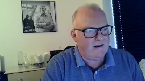 Snapshot of nicexxdane chatting on 02/17/25, 02:15 nicexxdane online show from 02/17/25, 02:15